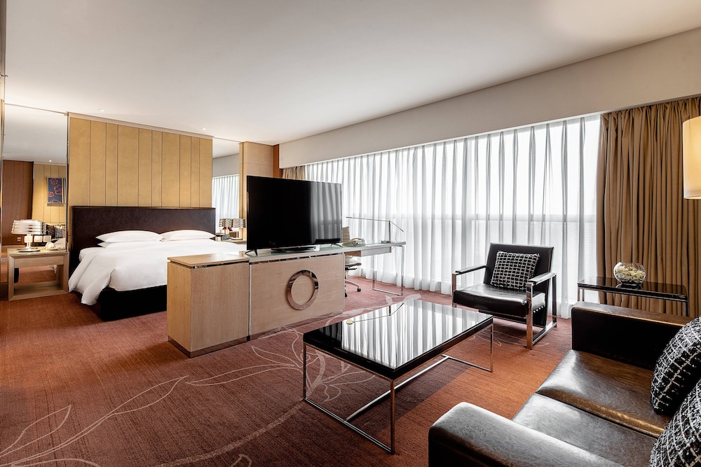renaissance chengdu hotel