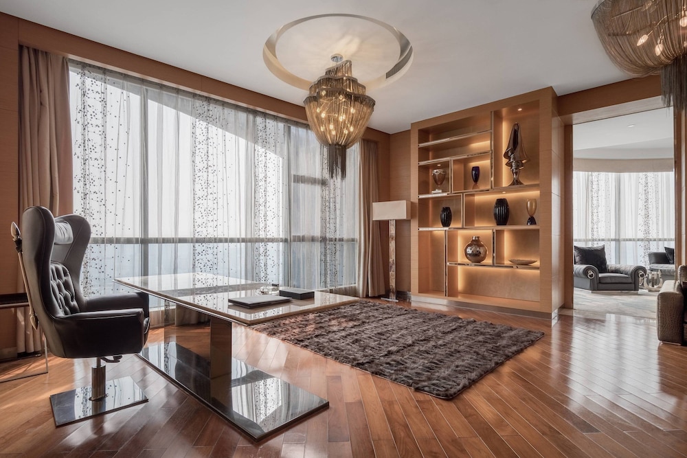 renaissance chengdu hotel