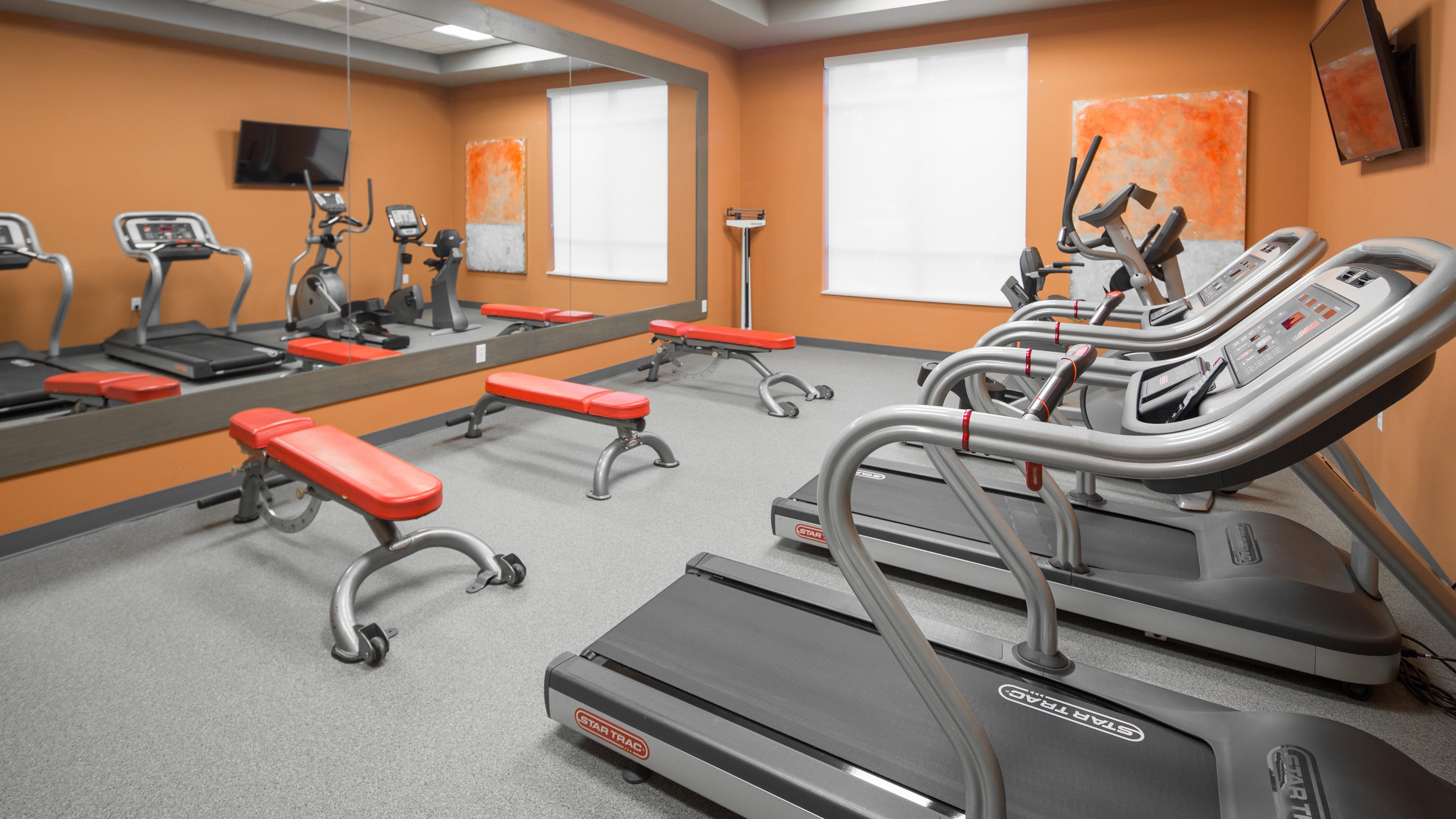 holiday inn hotel and suites davenport by ihg