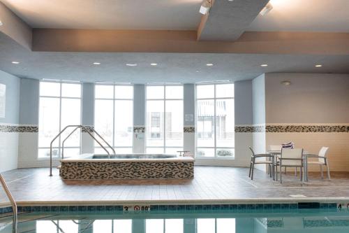 holiday inn hotel and suites davenport by ihg