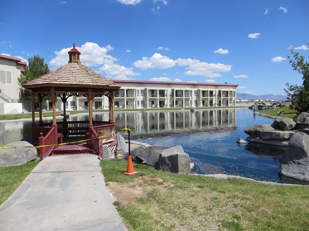longstreet inn and casino