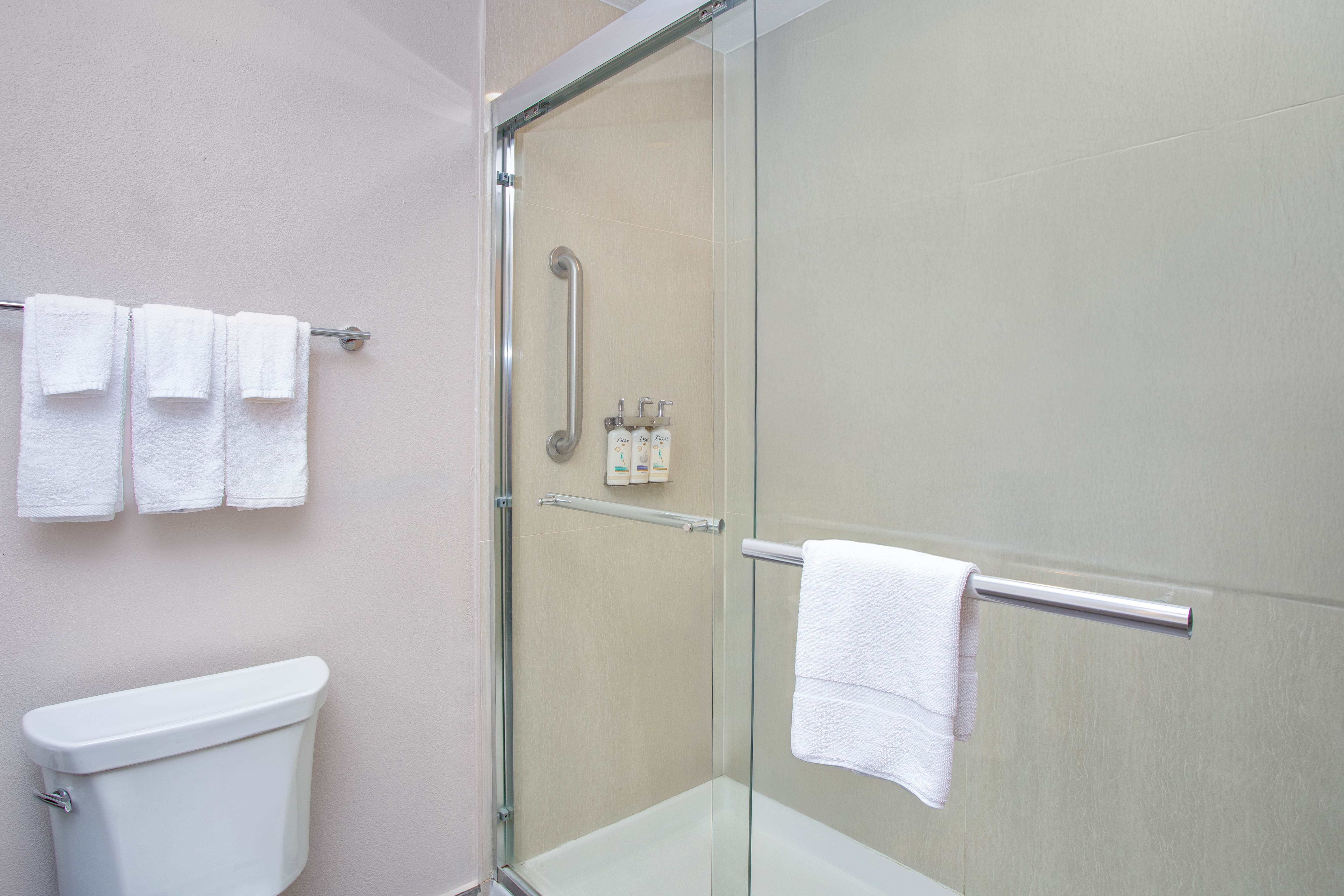 holiday inn express and suites lantana by ihg