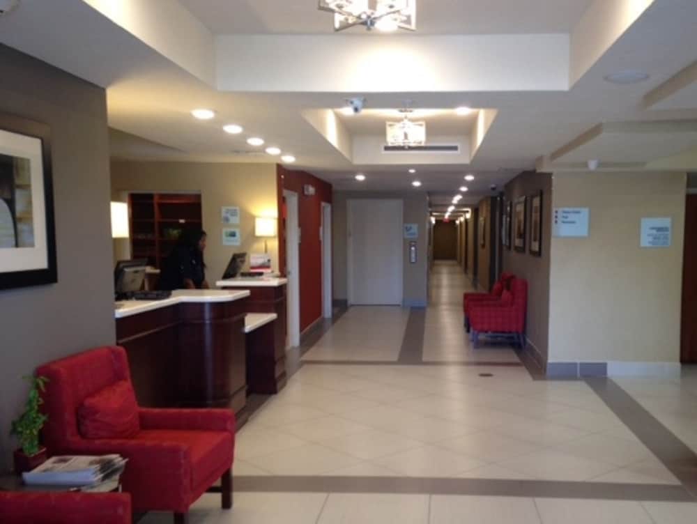 holiday inn express and suites lantana by ihg