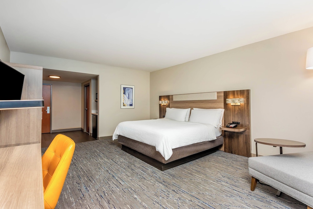 holiday inn express and suites lantana by ihg