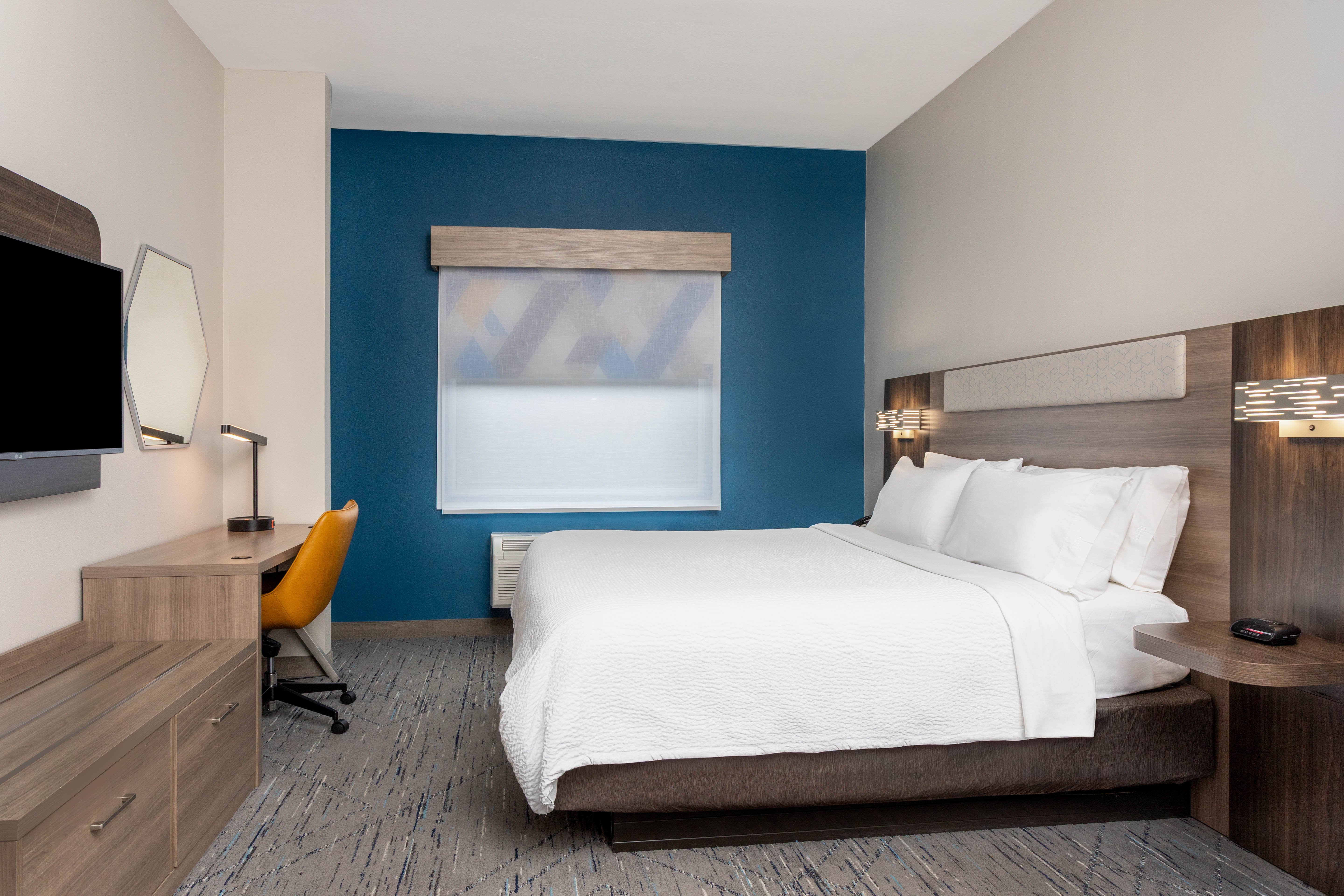 holiday inn express and suites lantana by ihg