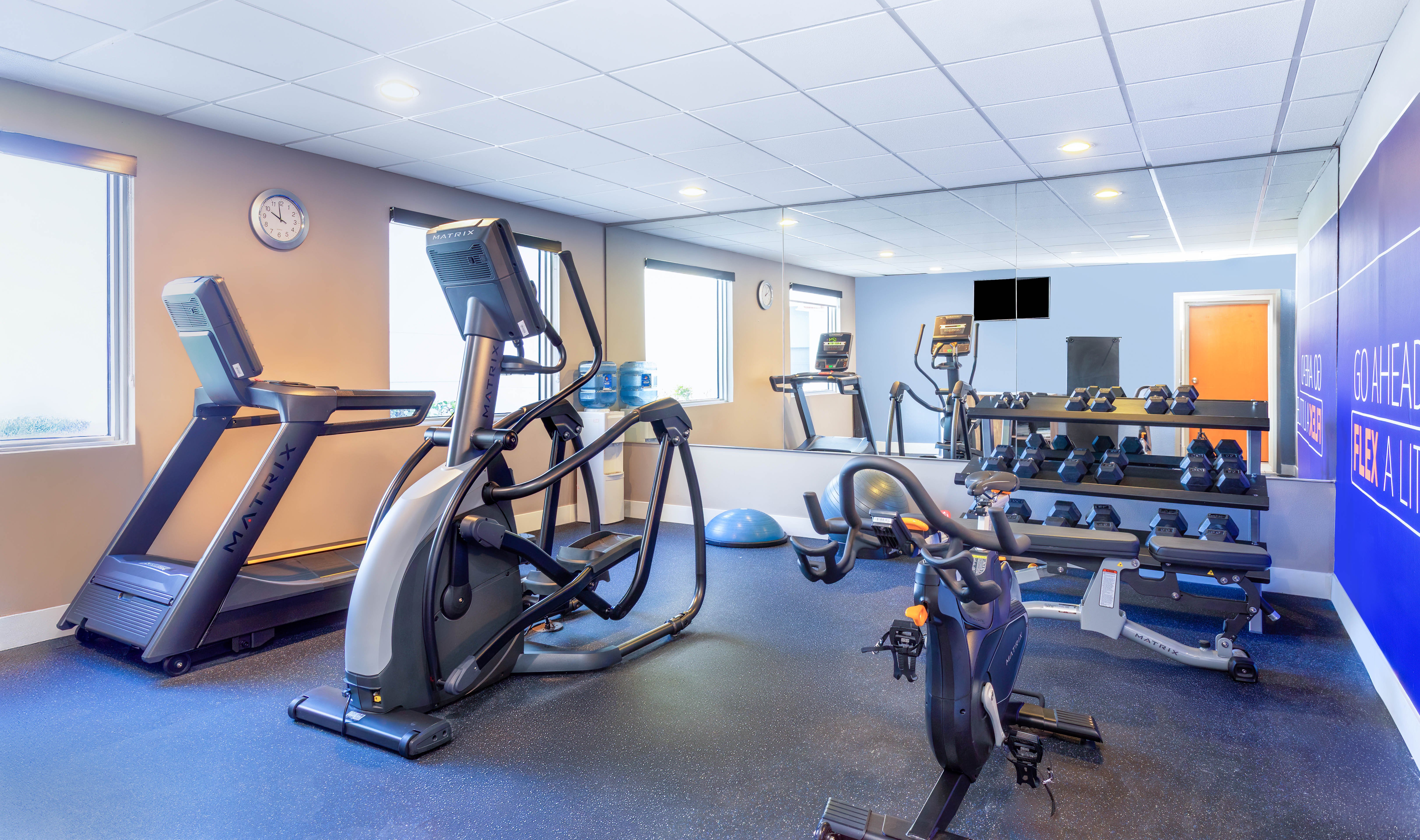 holiday inn express and suites lantana by ihg