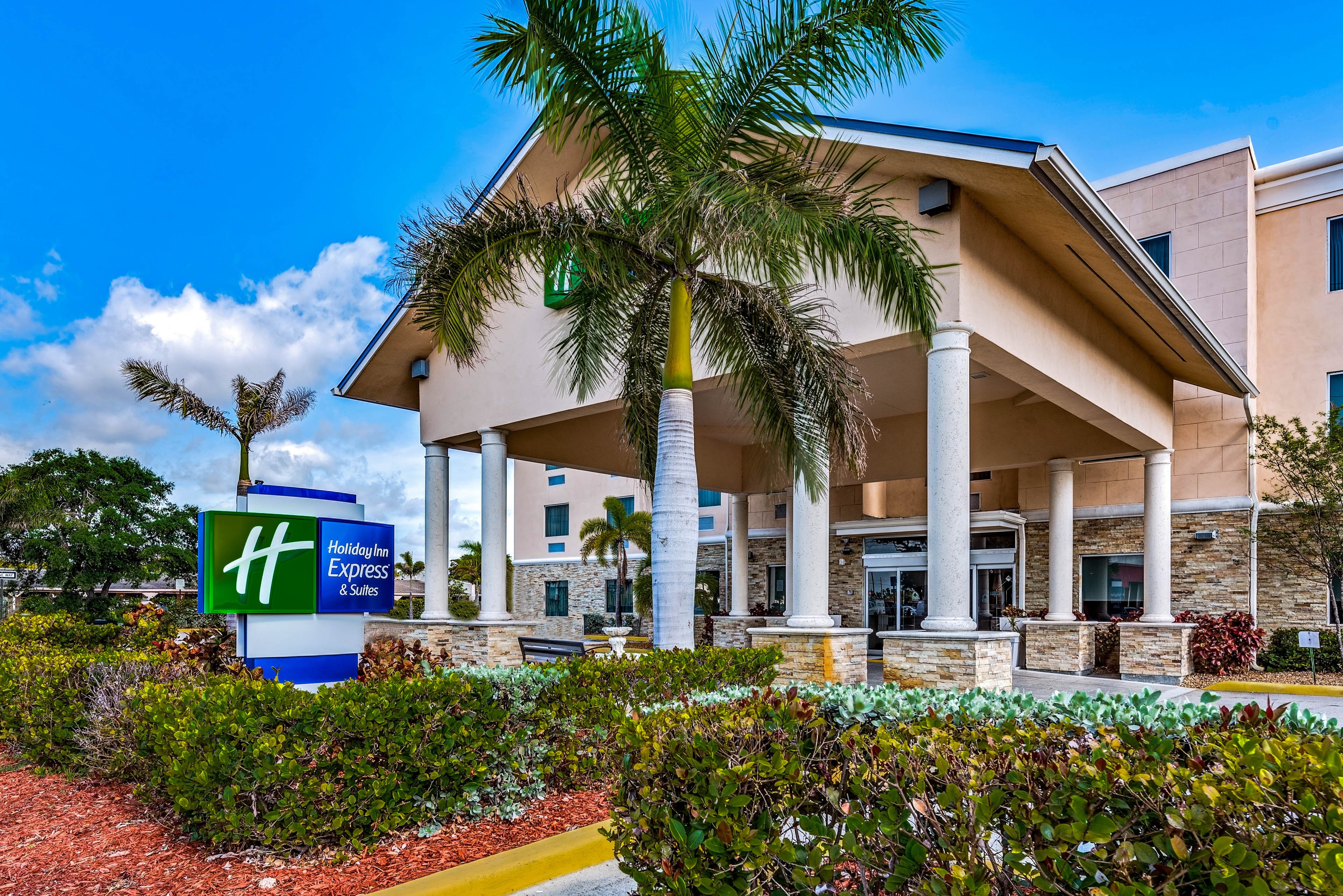 holiday inn express and suites lantana by ihg