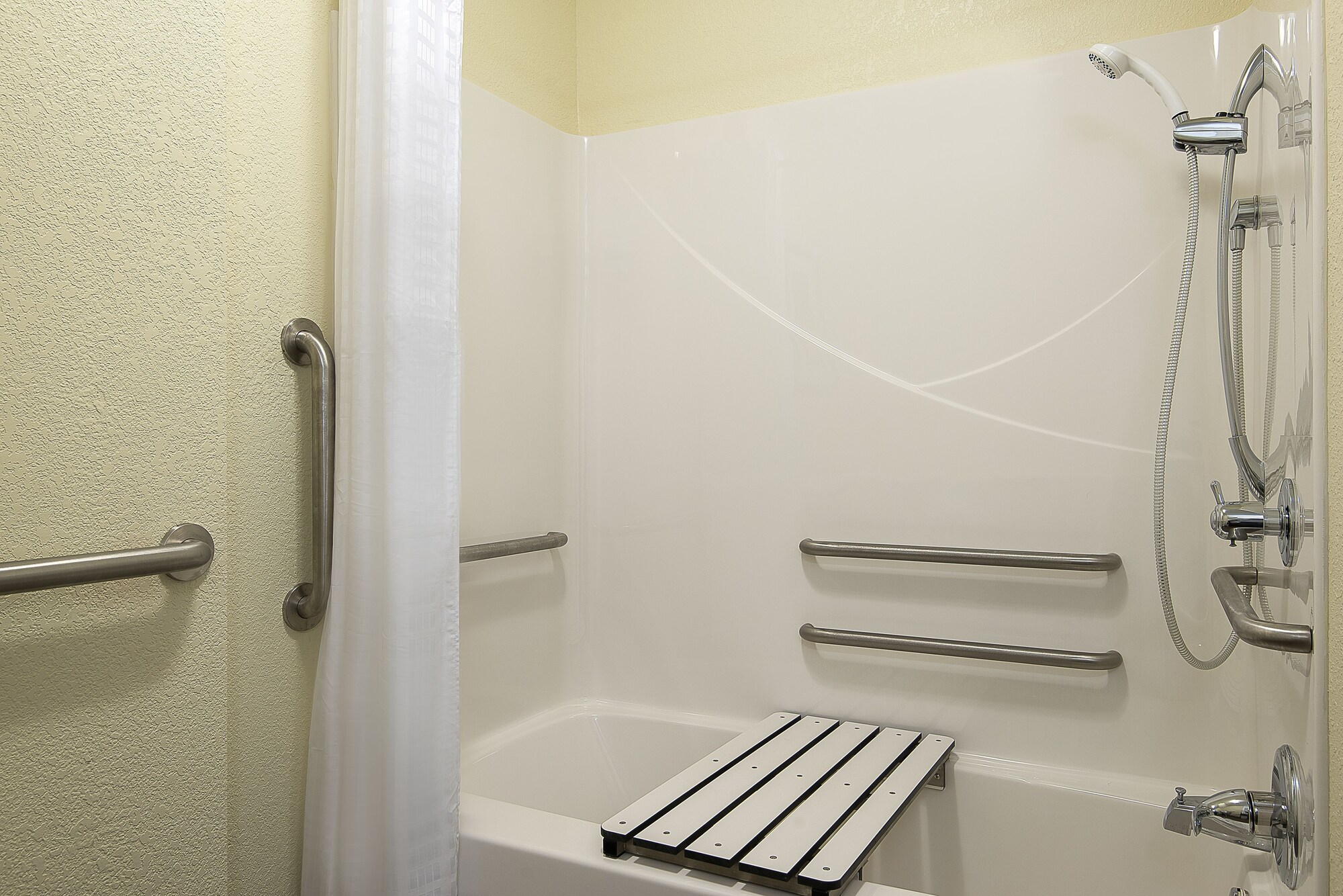 candlewood suites bloomington by ihg