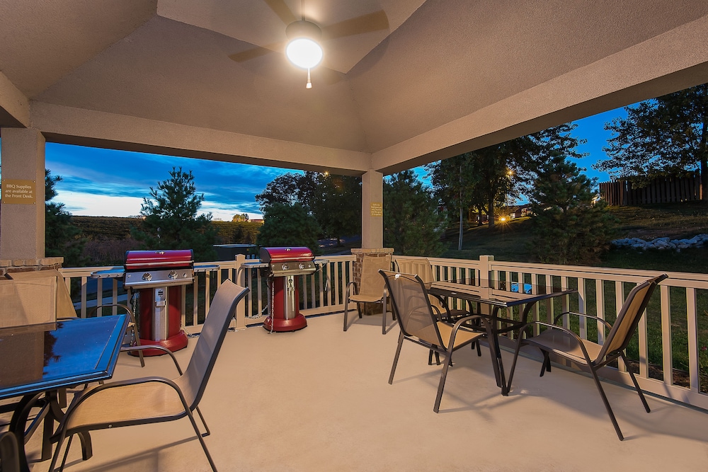 candlewood suites bloomington by ihg