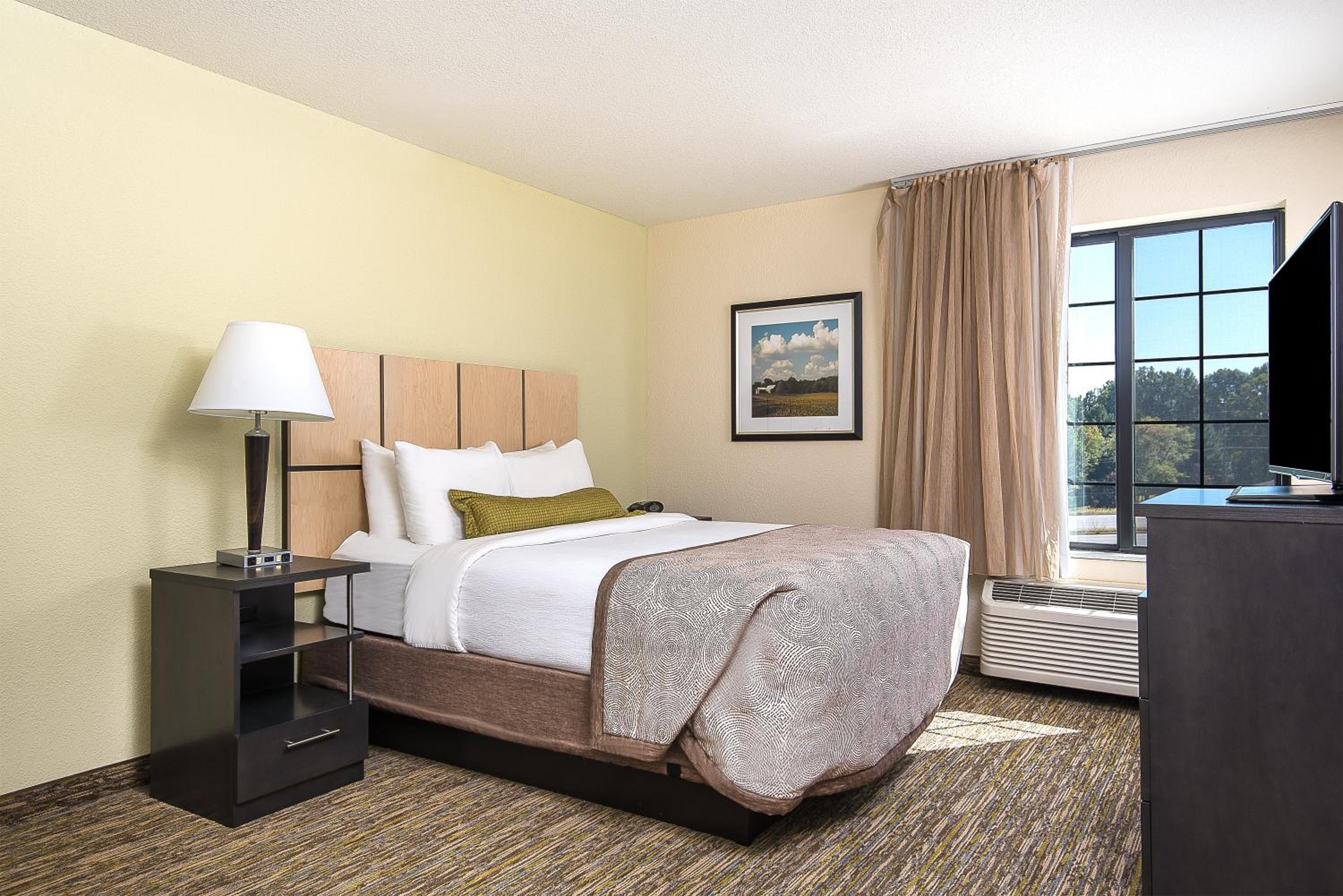 candlewood suites bloomington by ihg