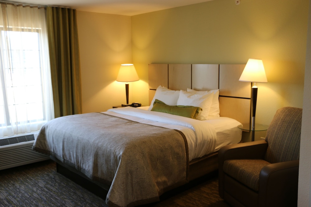 candlewood suites bloomington by ihg
