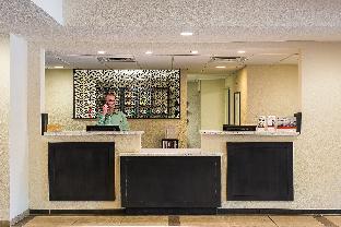 candlewood suites bloomington by ihg