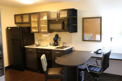 candlewood suites bloomington by ihg