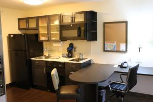 candlewood suites bloomington by ihg
