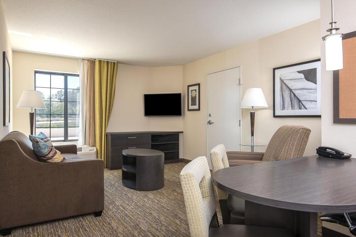 candlewood suites bloomington by ihg
