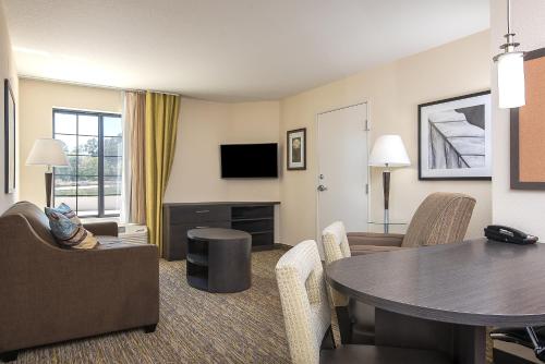 candlewood suites bloomington by ihg