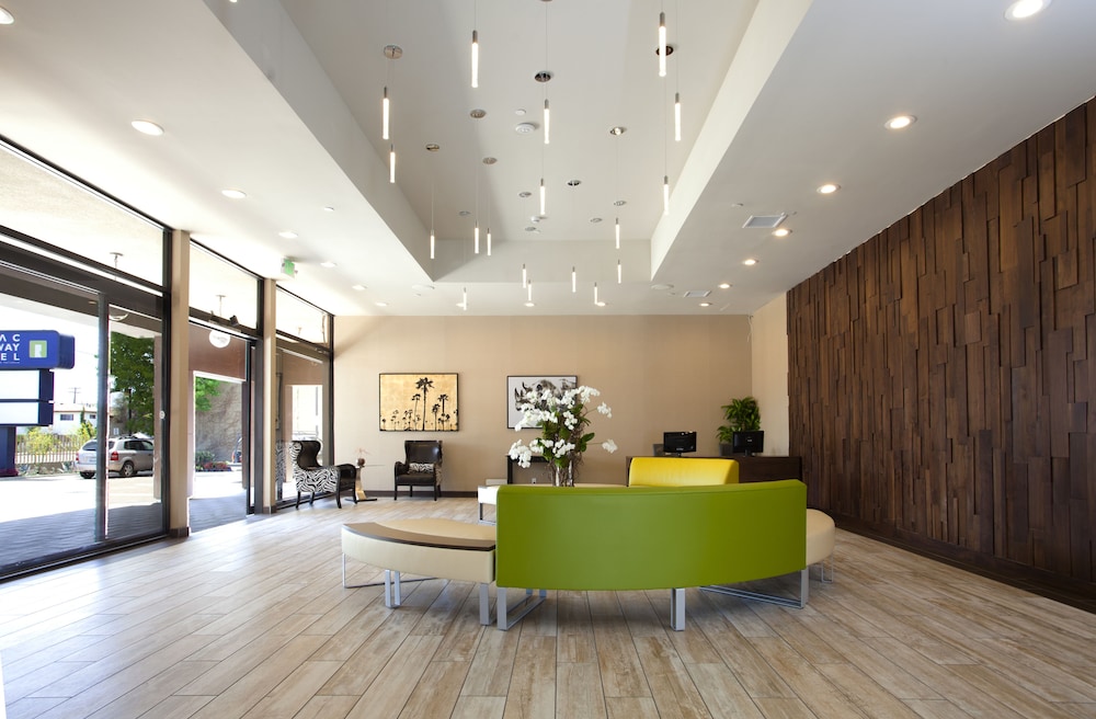 redac gateway hotel in torrance