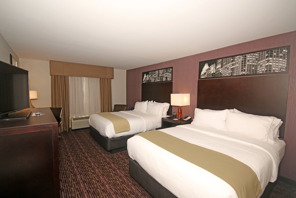 holiday inn express and suites charlotte north by ihg