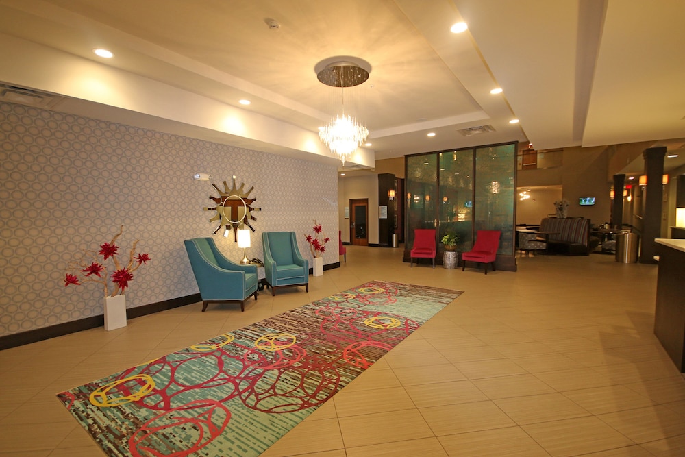 holiday inn express and suites charlotte north by ihg