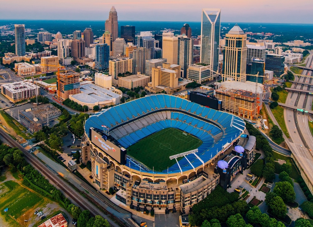 holiday inn express and suites charlotte north by ihg