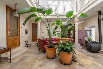 hotel la fuente de la higuera