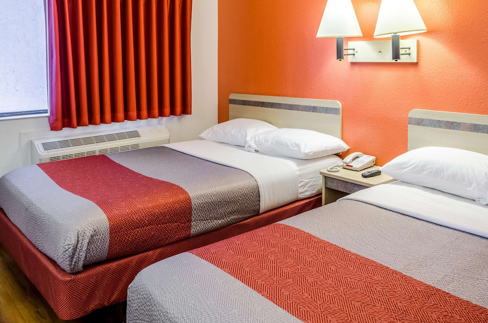 North Charleston Lodge,Goose Creek>>Charleston,2 star