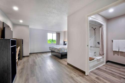 motel 6 benbrook tx fort worth