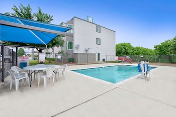 motel 6 benbrook tx fort worth