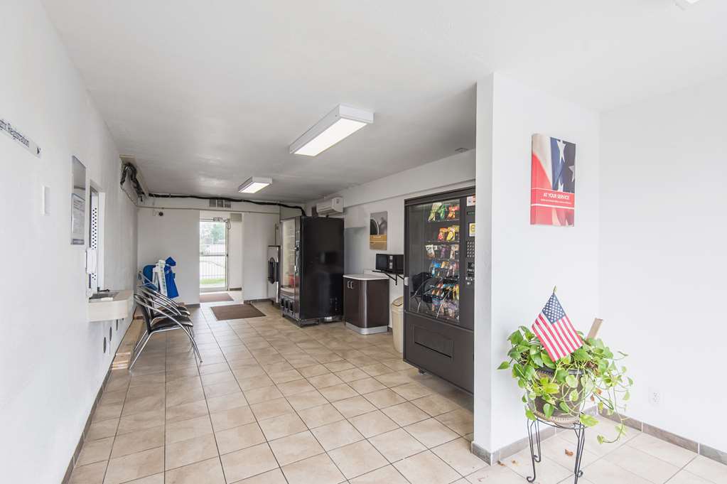 motel 6 kansas city mo airport