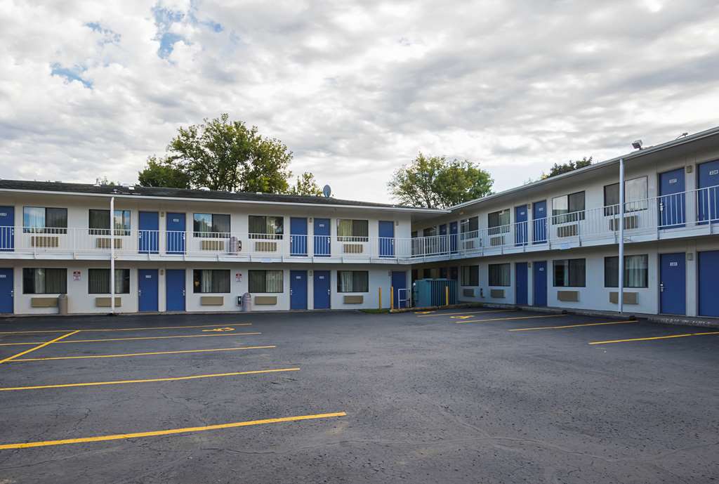 motel 6 rochester mn