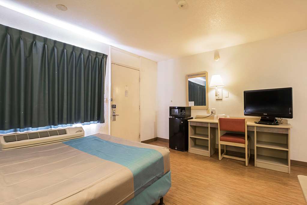 motel 6 rochester mn