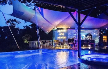 quepos