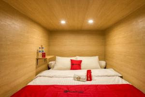 reddoorz hostel near malang train station 3