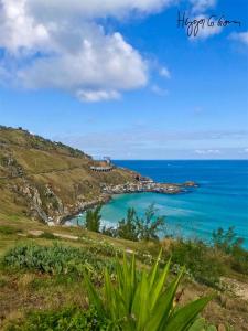 pe na areia beach hostel