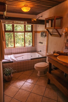 villa blanca cloud forest hotel retreat