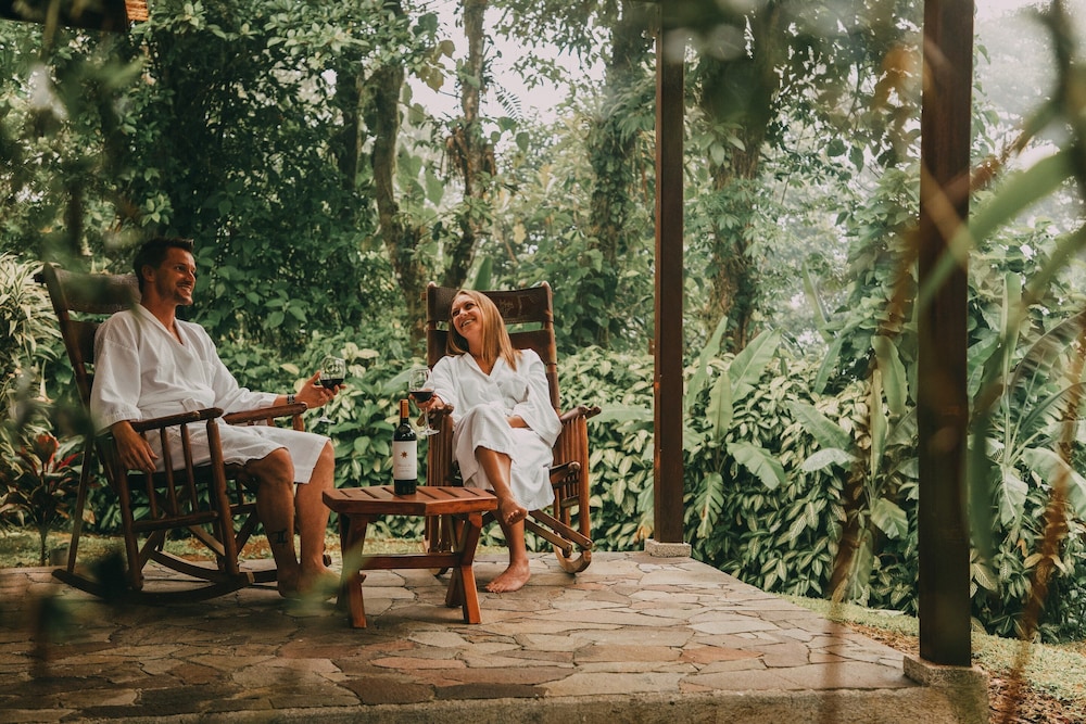 villa blanca cloud forest hotel retreat