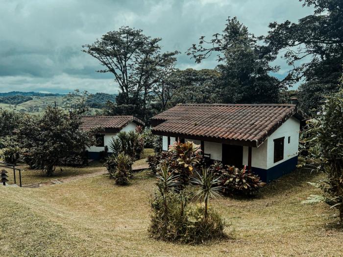 villa blanca cloud forest hotel retreat