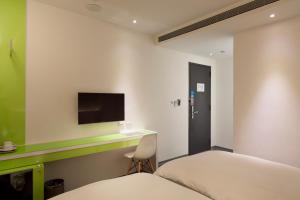 cityinn hotel plus taichung station branch