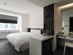 cityinn hotel plus taichung station branch