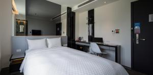 cityinn hotel plus taichung station branch