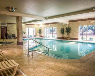 holiday inn express and suites clear spring by ihg