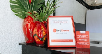 reddoorz plus villa gloria taguig
