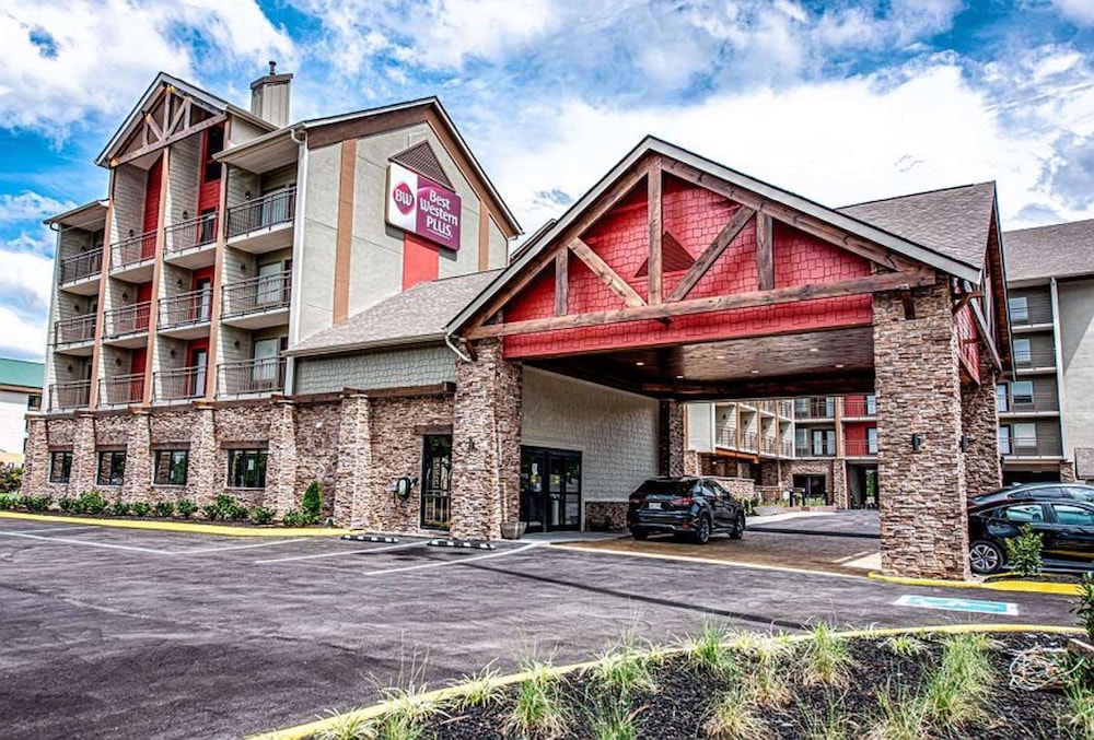 best western plus apple valley lodge pigeon forge