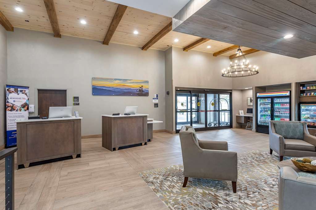 best western plus apple valley lodge pigeon forge