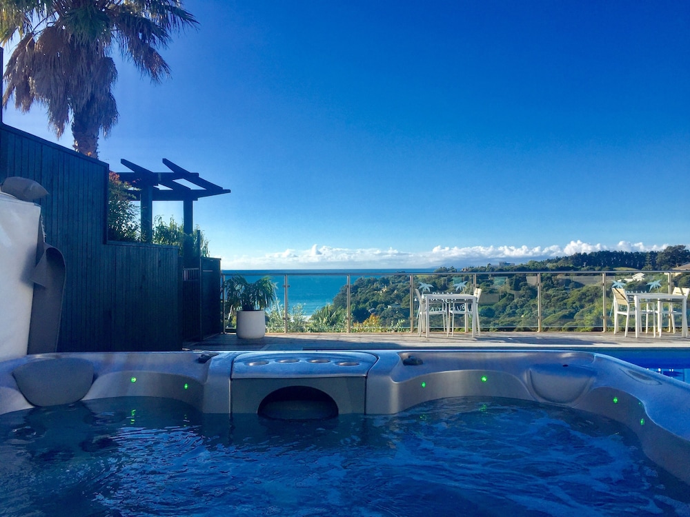 waiheke island resort