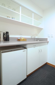 quality hotel lincoln green