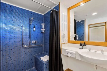 quality hotel lincoln green