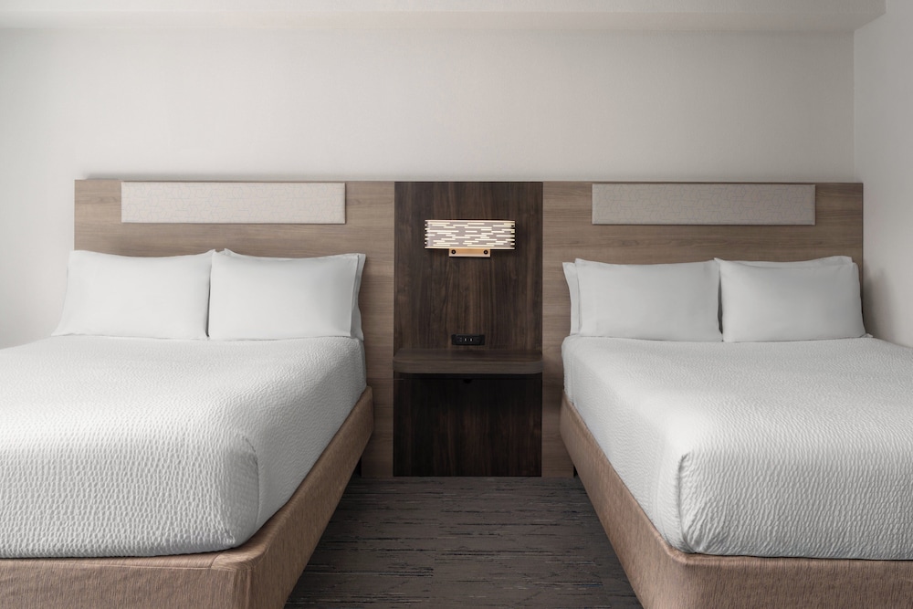 holiday inn express and suites chaffee jacksonville west by ihg