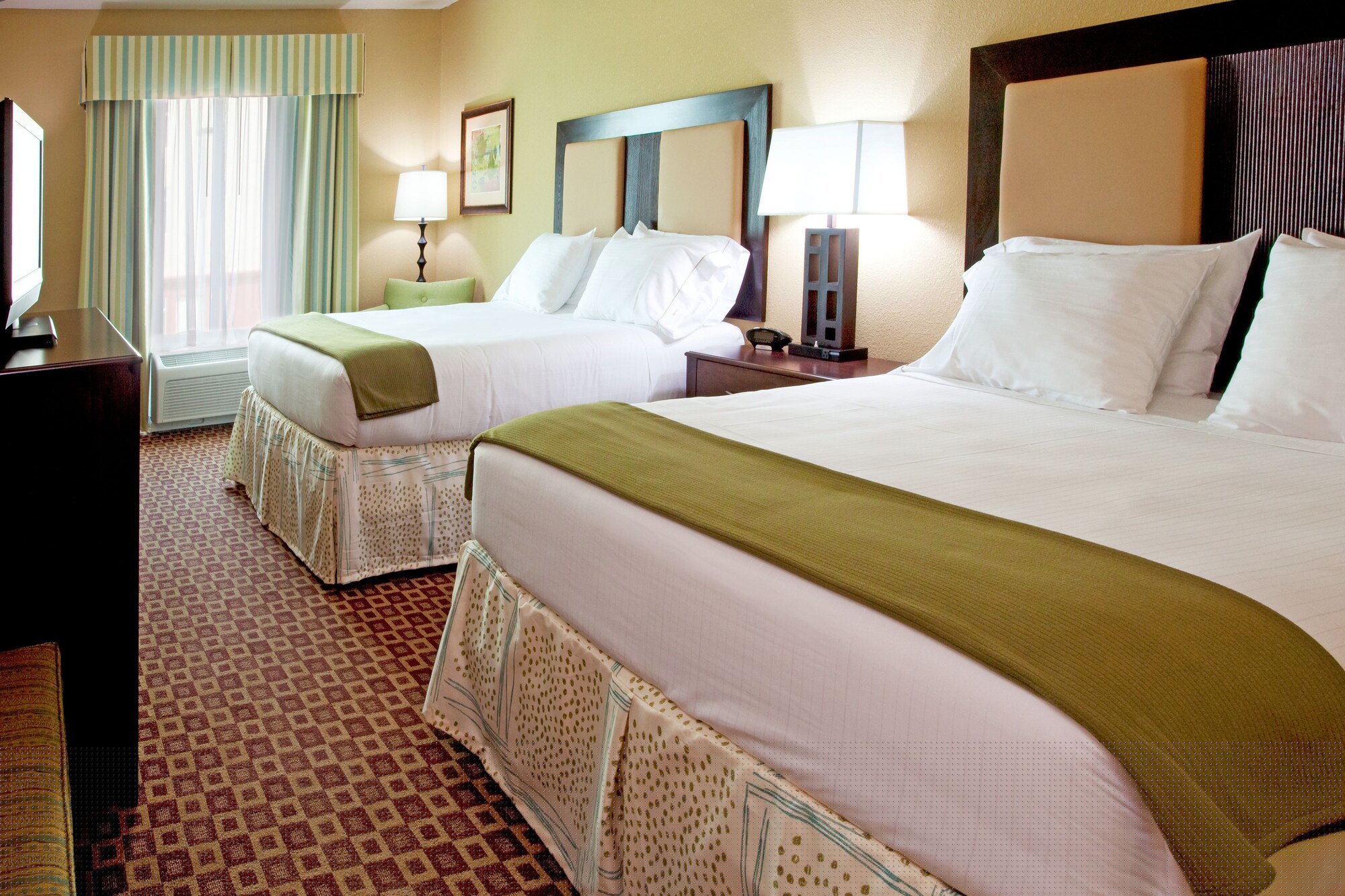 holiday inn express and suites chaffee jacksonville west by ihg