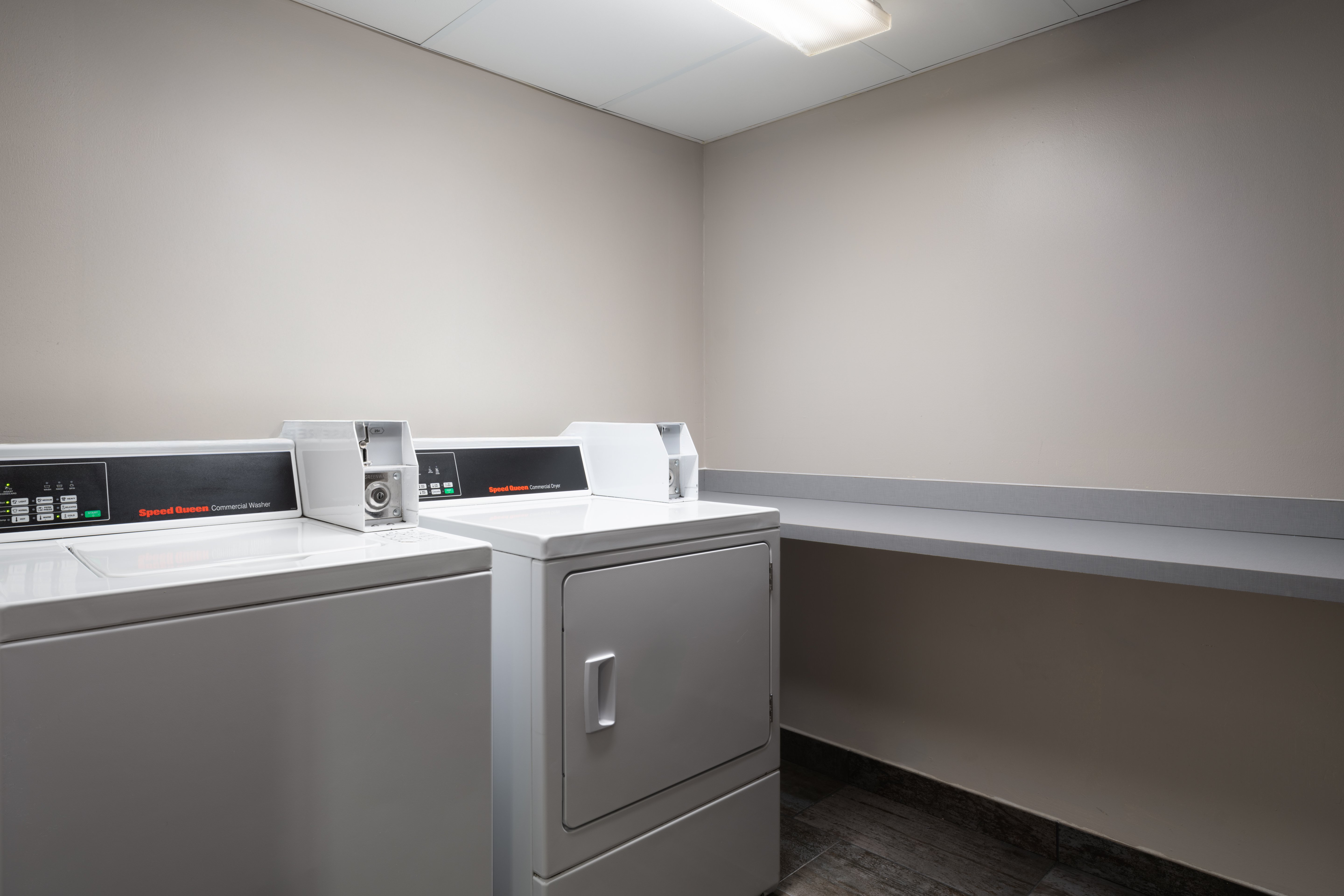 holiday inn express and suites chaffee jacksonville west by ihg